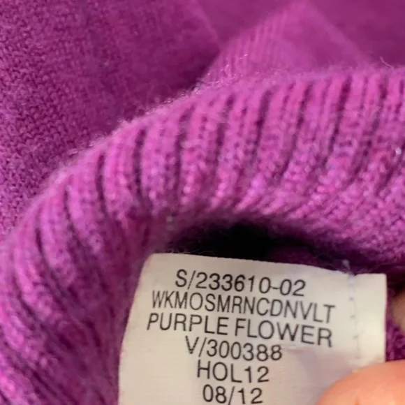 Banana‎ Republic – Extra-Fine Merino Wool Button-Front Cardigan - Picture 5 of 6